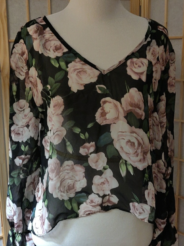 Forever 21 Black and floral blouse